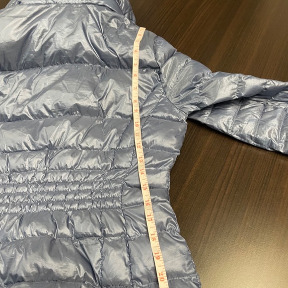 Calvin Klein light weight jacket - Picture 4 of 14